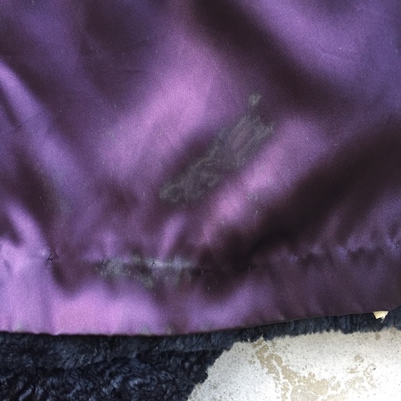 Fabulous Faux Mouton and Fox Fur Coat - Picture 7 of 8